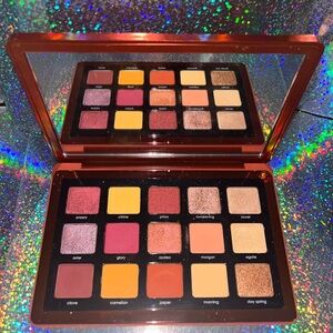 Natasha Denona SUNRISE eyeshadow palette